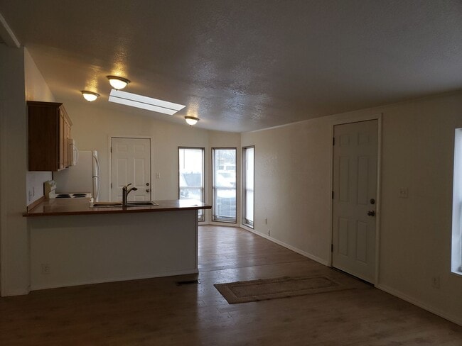 Photo - 3 bedroom 2 bath Mobile-home in Hayden