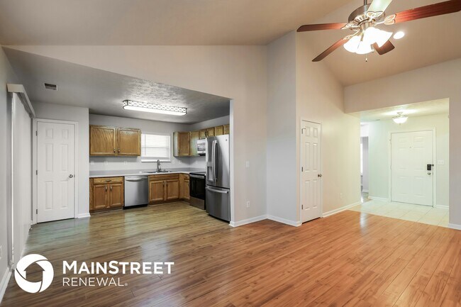 Photo - 534 Matterhorn Dr