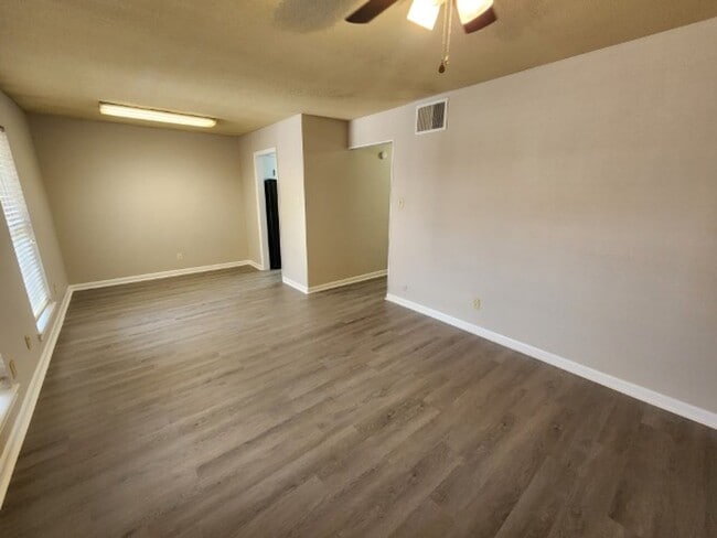 111 Barton St Unit 111 Barton Street #48
