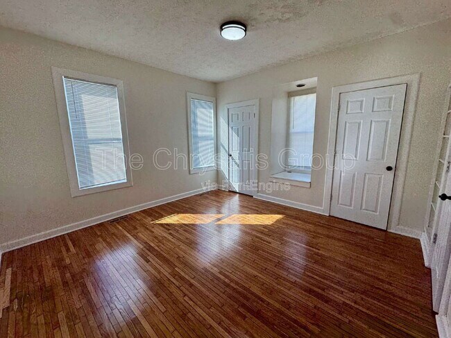 Photo - 416 Adams St