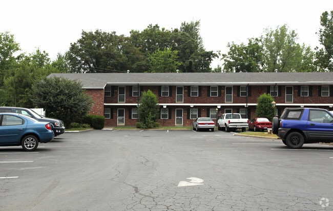 Gaslight Square Apartments - Gaslight Square Apartments