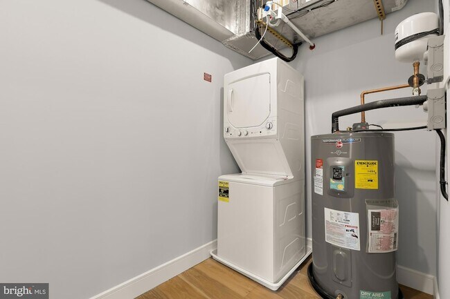 Photo - 3215 Mt Pleasant St NW Unit 201