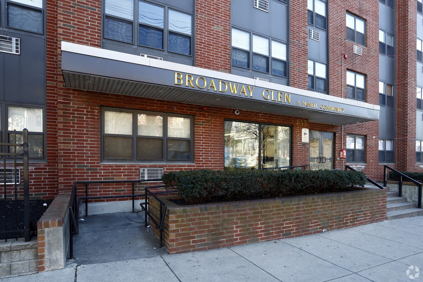 Photo - Broadway Glen