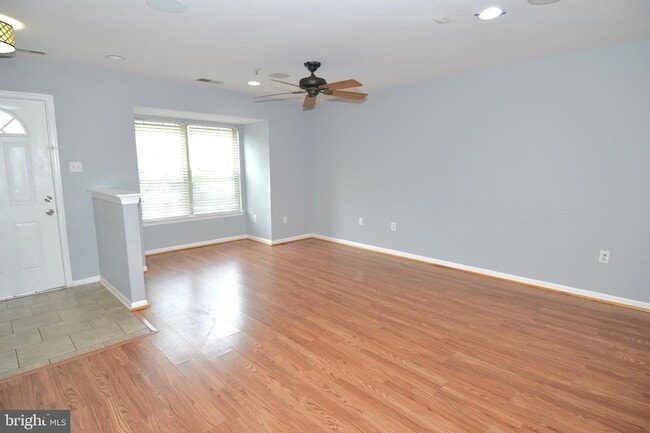 Photo - 1465 Stoney Point Way