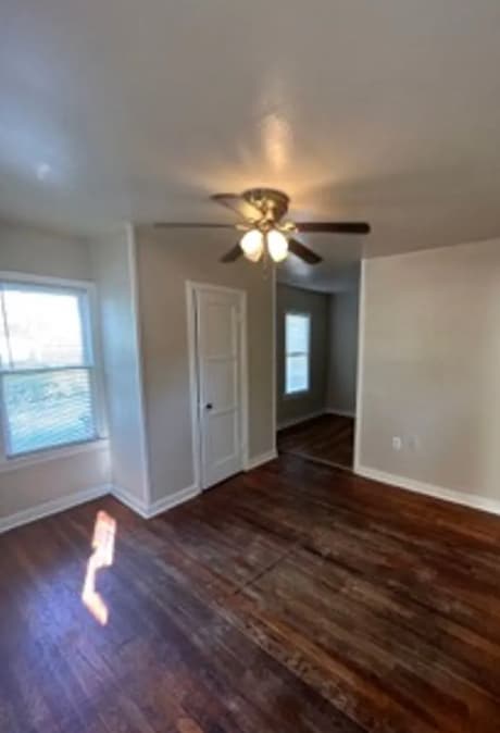 Living Room Looking into Kitchen - 1512 Willow St