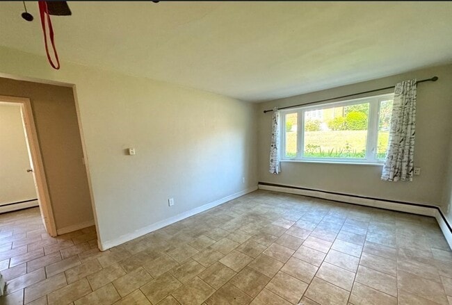 Photo - 109 Warren St Unit 3