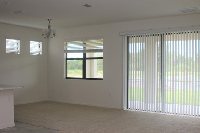 Photo - 4437 Magenta Isles Dr