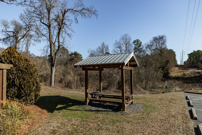 Photo - 138 Welch Place, unit 2 Unit 2