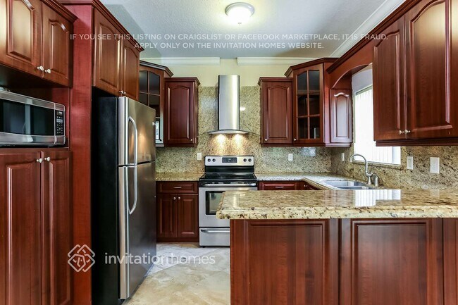 Photo - 4601 SW 164th Ct