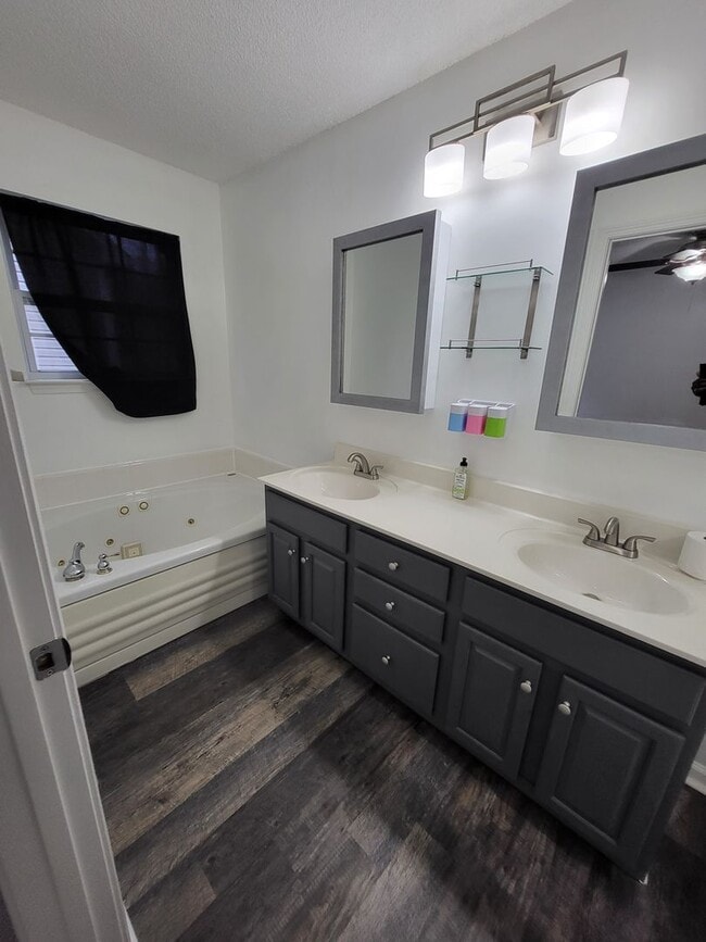 Photo - BEAUTIFUL Ranch Home