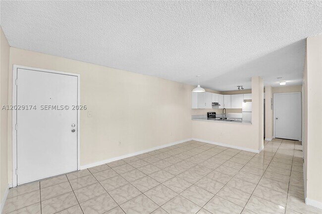 Photo - 210 SW 11th St Unit 209