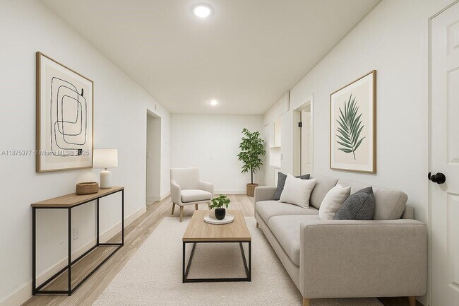 Photo - 2025 Bay Dr Unit 8