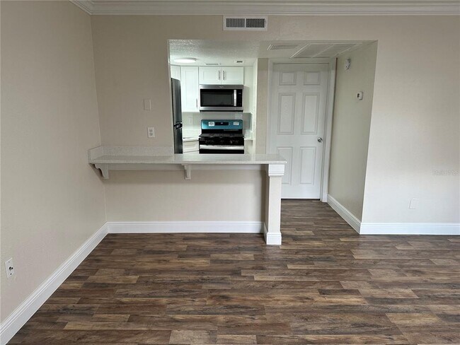 Photo - 122 Water Front Way Unit 170