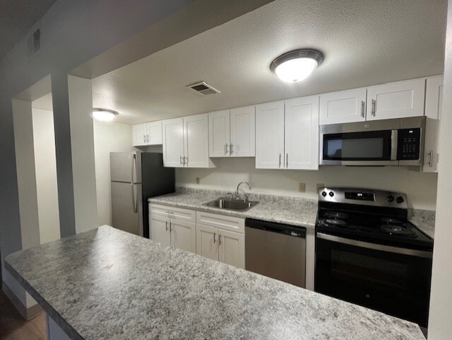 White Kitchen