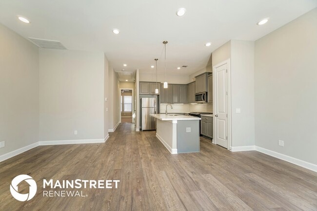 Photo - 5106 Royal Heath Dr