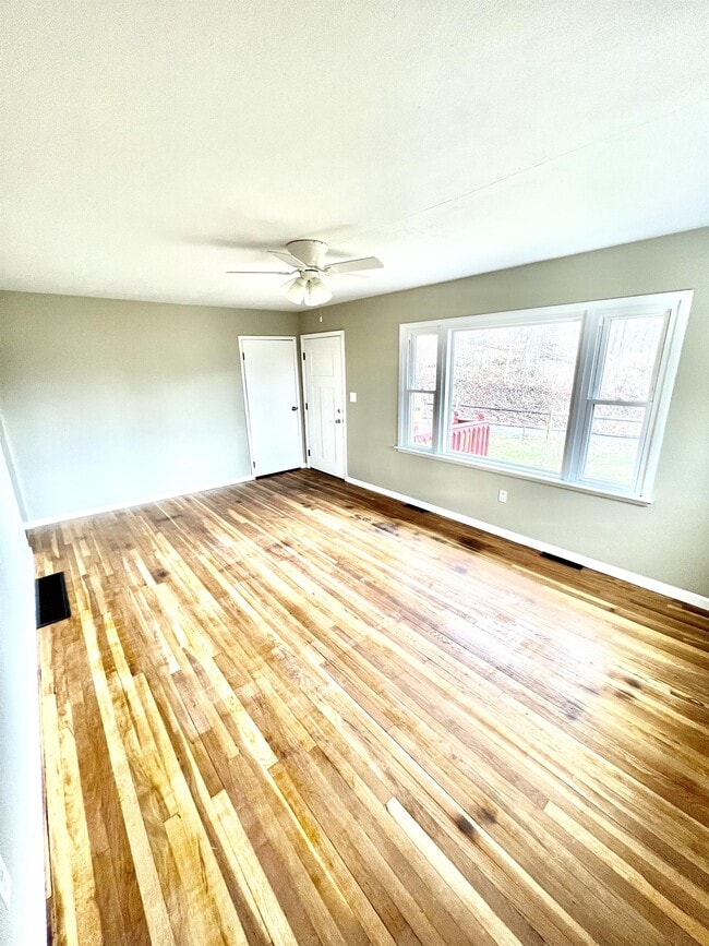 Photo - 97 County Rte 75/4