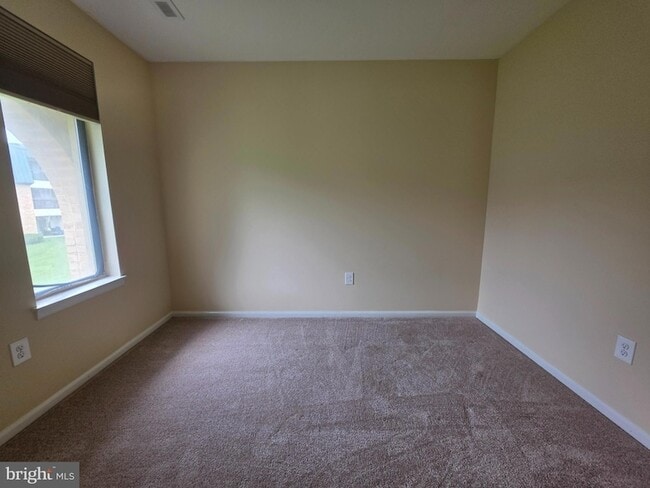 Photo - 1012-1201 Brinker Dr Unit 201