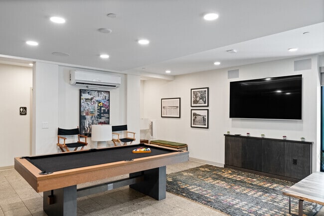 1710 On the Blvd - Clubhouse