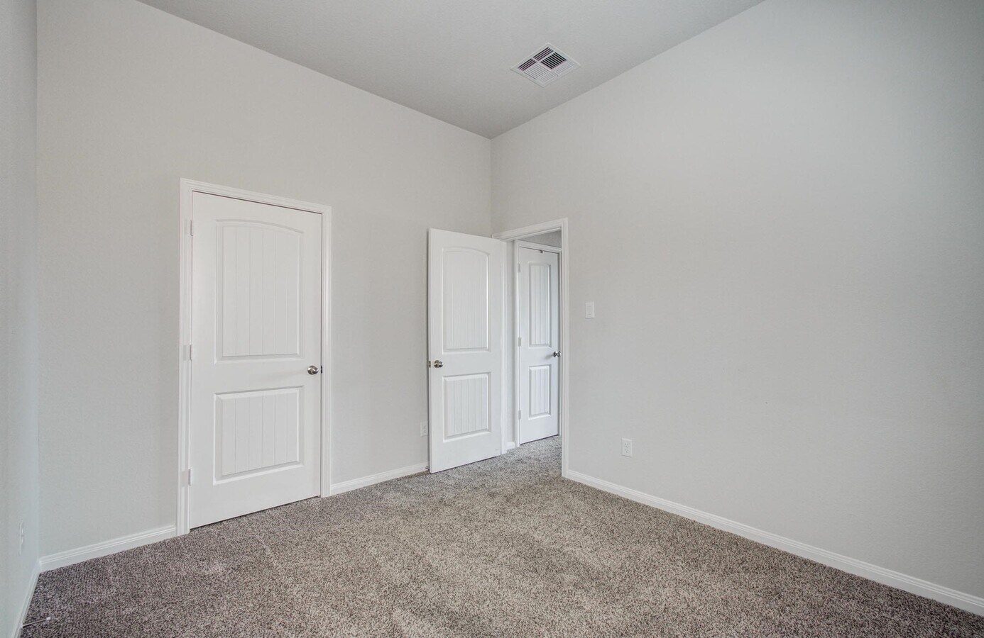 Photo - 2009 Cedar Br Dr