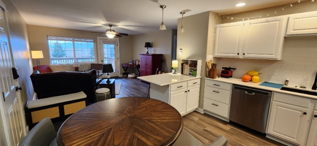 Photo - 2240 Baxter Ln Unidad 7