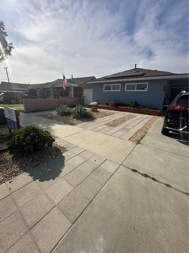 Photo - 13809 Actina Ave