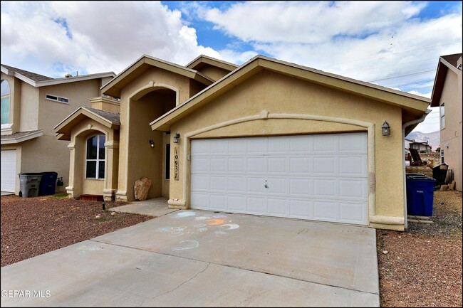 Photo - 10937 Northview Dr