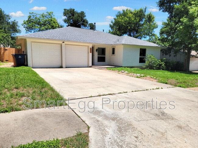 Photo - 4802 Gray Fox Dr House