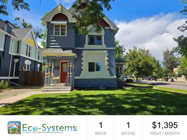 Building Photo - Top Floor Renovated 1 Bed/1 Bath Apartment in Victorian 4-Plex Unit 01