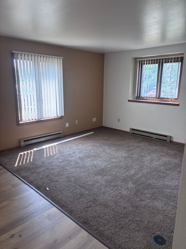 Photo - 657-663 Brooks Unit 663