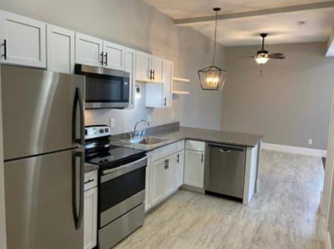 Photo - Iron Horse Flats