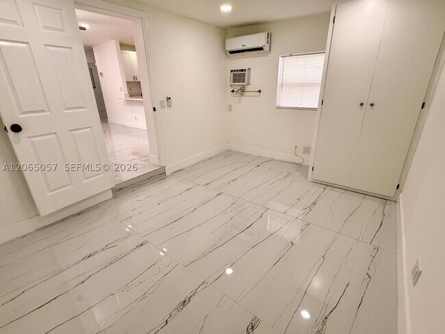 Photo - 4088 SW 51st St Unit A