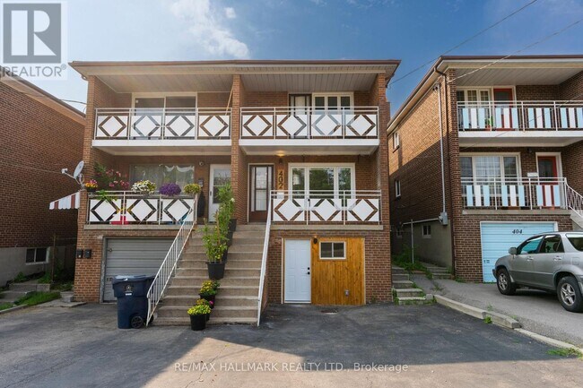 Photo - 402 Kingston Rd