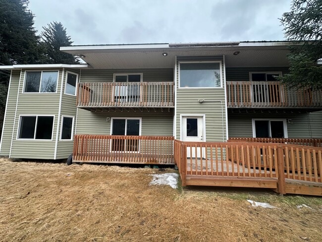 Building Photo - 1115 Selief Ln Unit Apartment 4