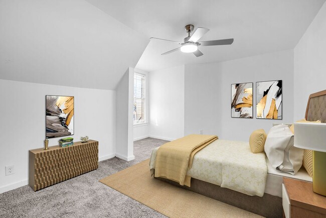 Photo - 526 W Munson St Unit 2