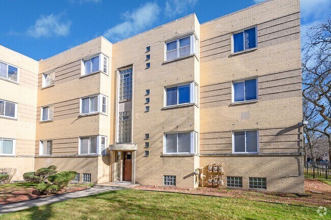 Building Photo - Gorgeous 2bed/1bath Condo Unit For Rent in...