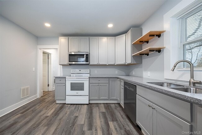 Photo - 5 Orchard Pl