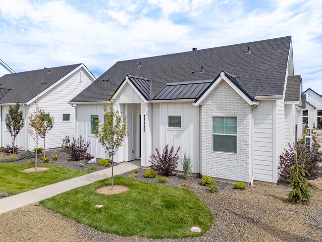 Photo - 4110 Hill Ln