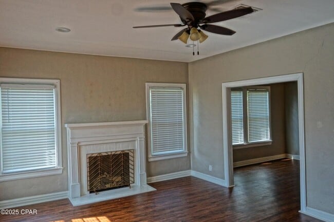Photo - Beautiful 3/1 with Hardwood Floors in Marianna