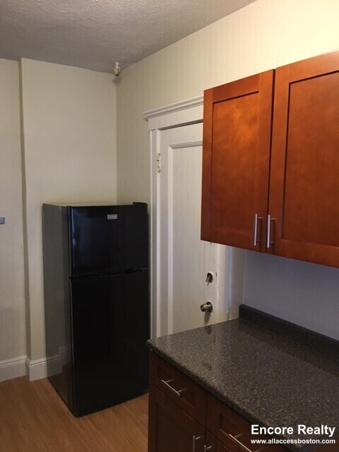 Photo - 109 Brainerd Rd Unit 5
