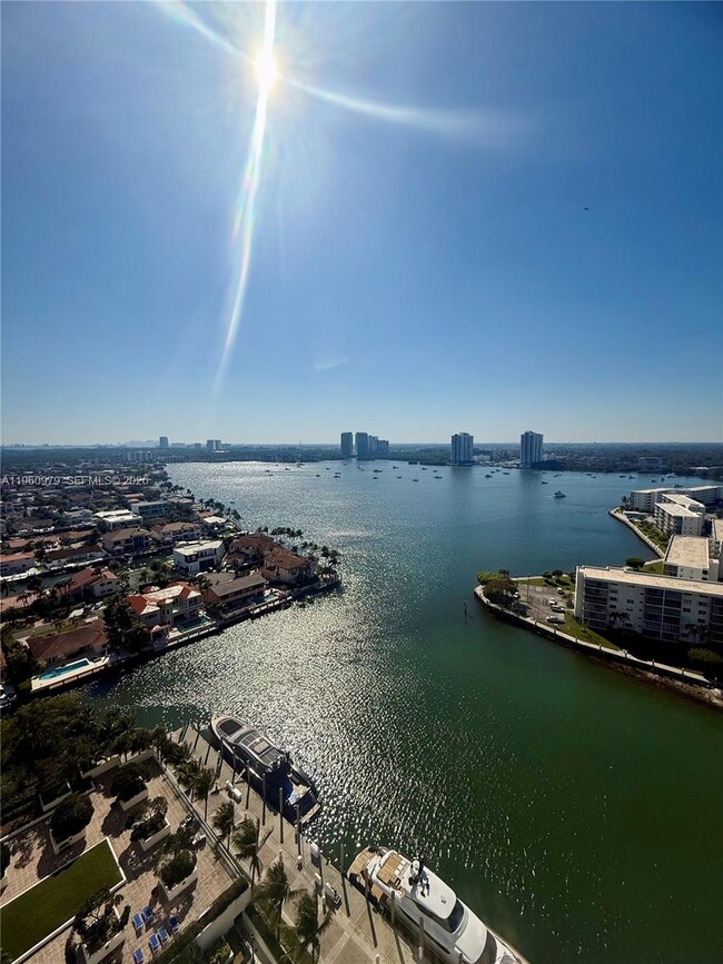 Photo - 1000 W Island Blvd Unidad 2312