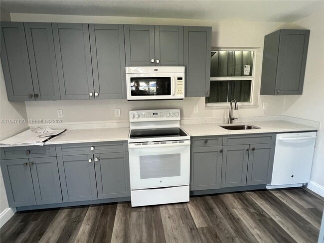 Photo - 2837 NW 8th St