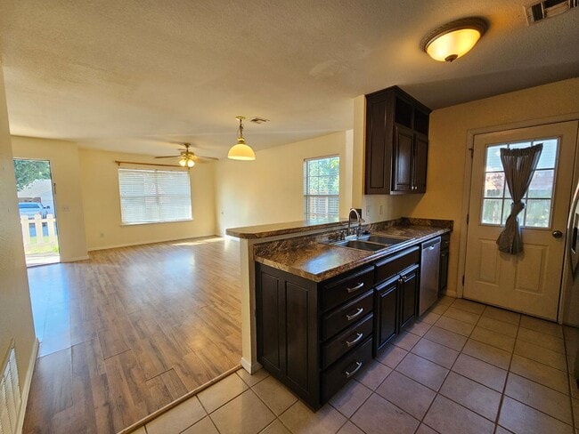 Photo - (3) Bed (2) Bath in Noble Avail NOW!