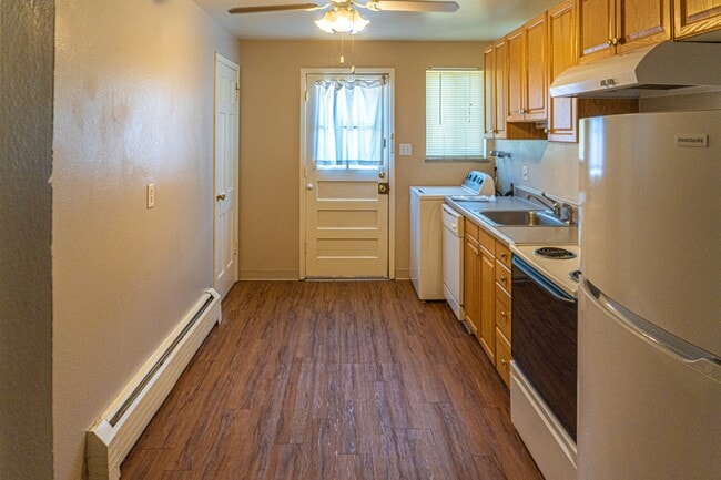 Photo - 2396 S Linden Ct