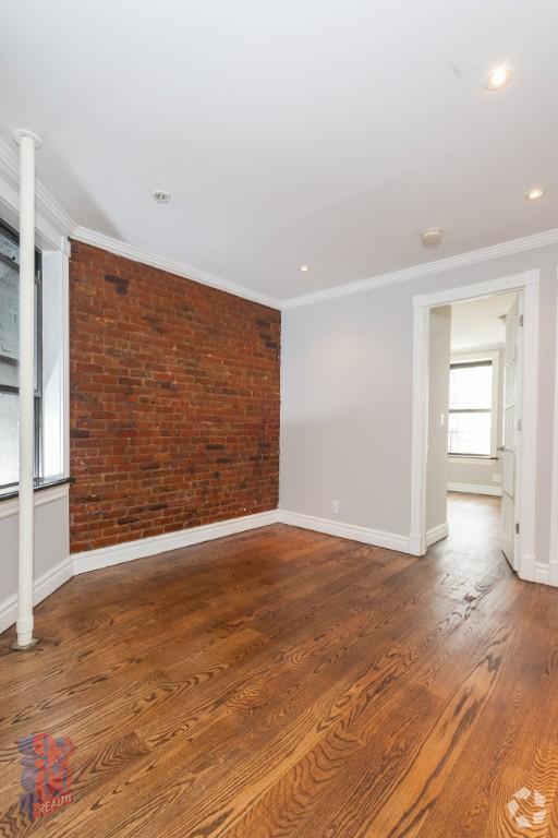 Building Photo - 219 E 23rd St Unit 1 Rental