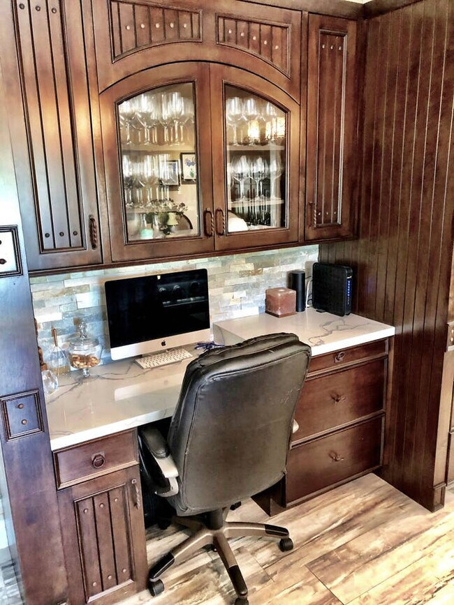 Photo - 916 S Highland Ave