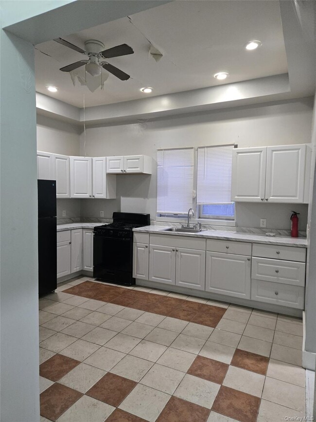 Photo - 14 Warren St