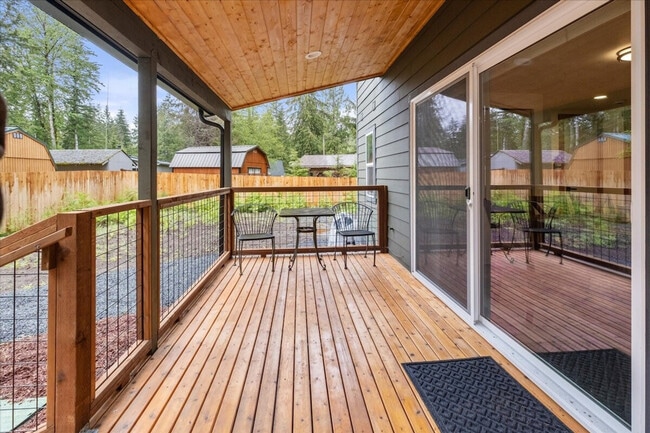 Photo - 123 Mowich Way Unidad ID1035887P