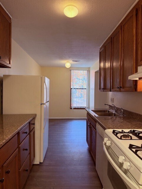 Photo - 34 Shrewsbury Green Dr Unit I