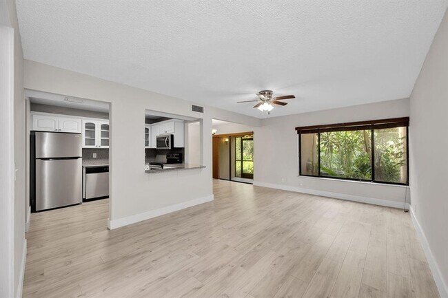 1169 NW 13th St Unit 1