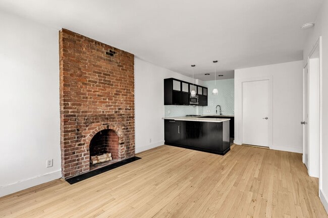 Photo - 234 W 20th St